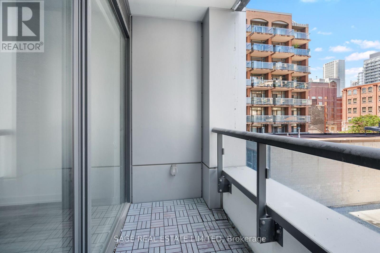 413 - 158 Front Street E, Toronto (Moss Park), Ontario  M5A 0K9 - Photo 18 - C12857460