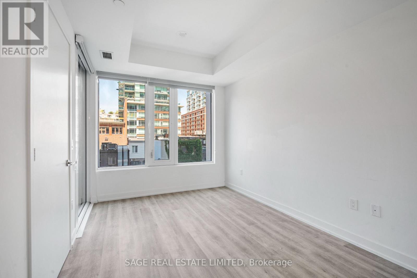 413 - 158 Front Street E, Toronto (Moss Park), Ontario  M5A 0K9 - Photo 4 - C12857460