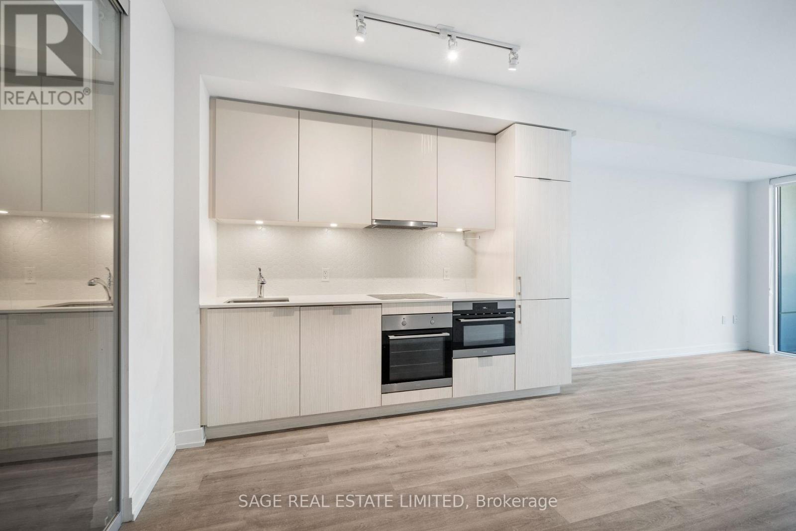 413 - 158 Front Street E, Toronto (Moss Park), Ontario  M5A 0K9 - Photo 7 - C12857460