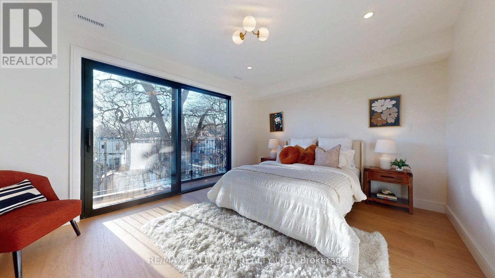 290 Waverley Road, Toronto, Ontario  M4L 3T6 - Photo 12 - E12857456