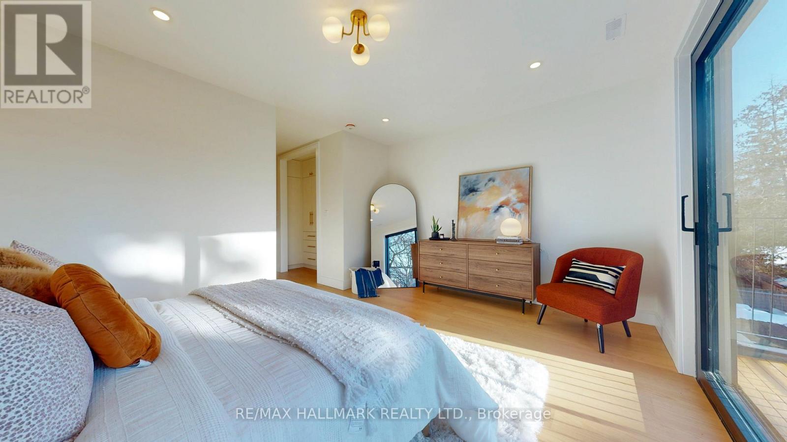 290 Waverley Road, Toronto, Ontario  M4L 3T6 - Photo 14 - E12857456