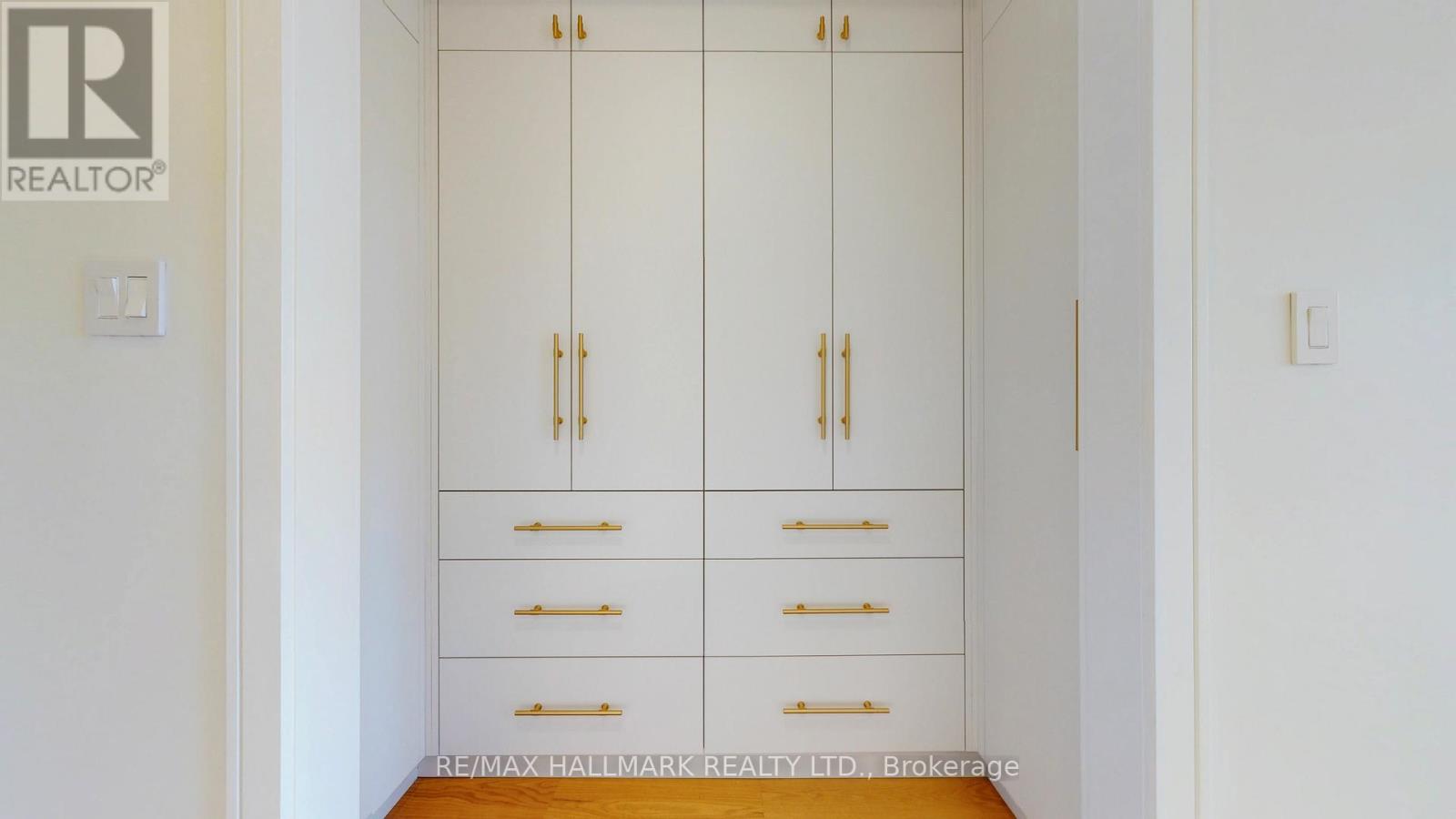 290 Waverley Road, Toronto, Ontario  M4L 3T6 - Photo 16 - E12857456