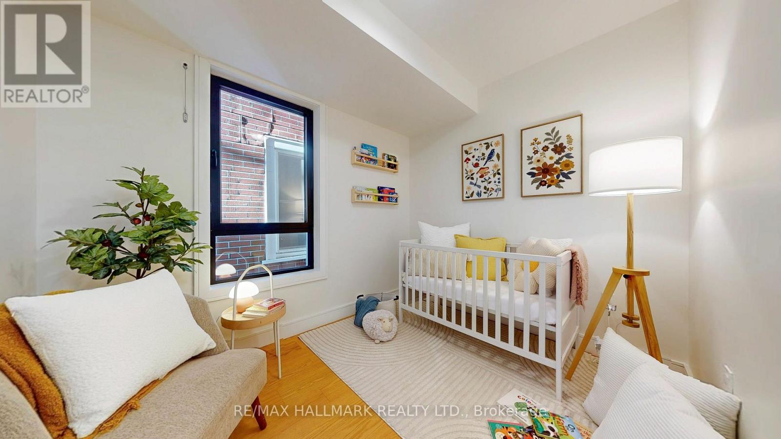 290 Waverley Road, Toronto, Ontario  M4L 3T6 - Photo 17 - E12857456