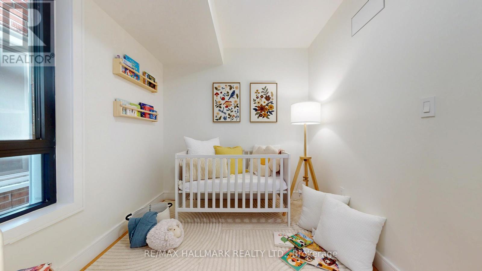 290 Waverley Road, Toronto, Ontario  M4L 3T6 - Photo 18 - E12857456