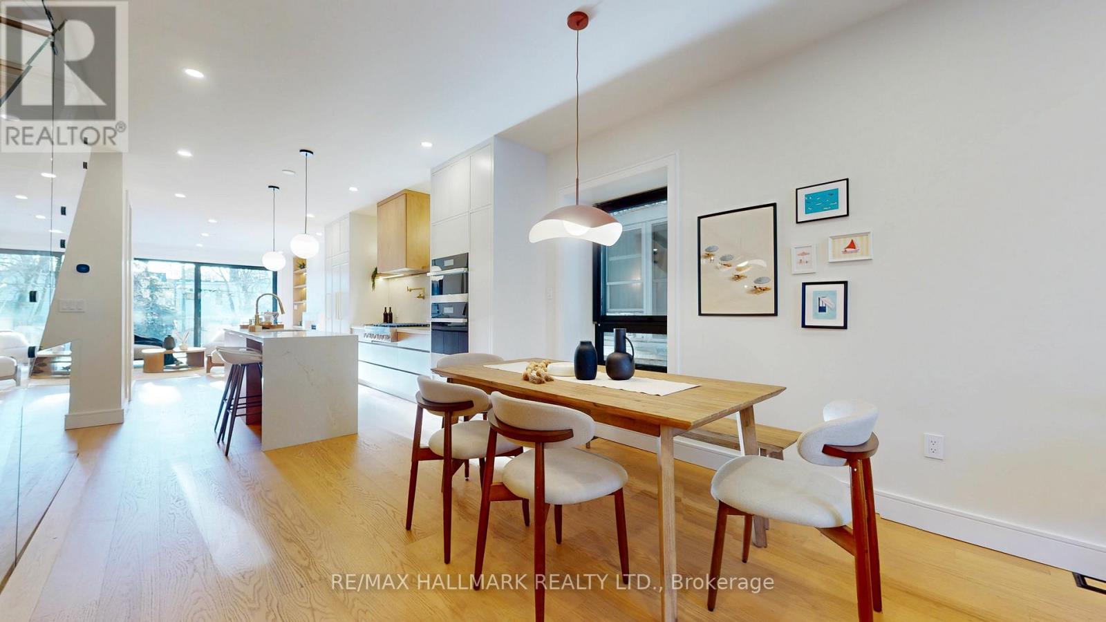 290 Waverley Road, Toronto, Ontario  M4L 3T6 - Photo 3 - E12857456