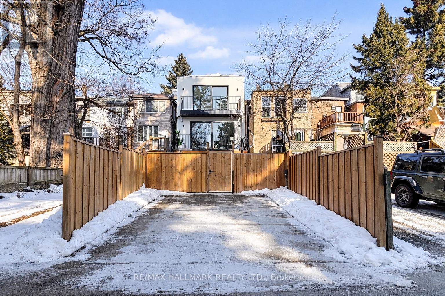 290 Waverley Road, Toronto, Ontario  M4L 3T6 - Photo 37 - E12857456