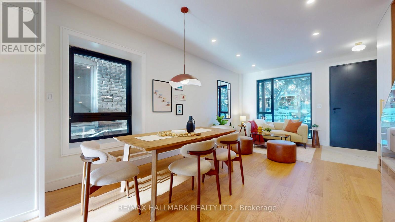 290 Waverley Road, Toronto, Ontario  M4L 3T6 - Photo 4 - E12857456