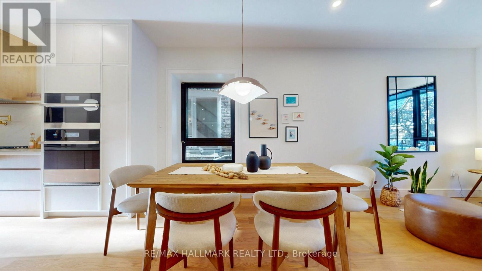 290 Waverley Road, Toronto, Ontario  M4L 3T6 - Photo 5 - E12857456