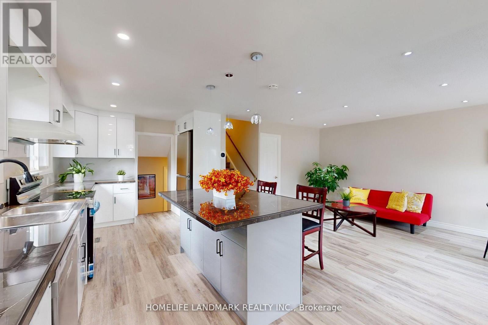 2203 Council Ring Road, Mississauga, Ontario  L5L 1B6 - Photo 12 - W12857470