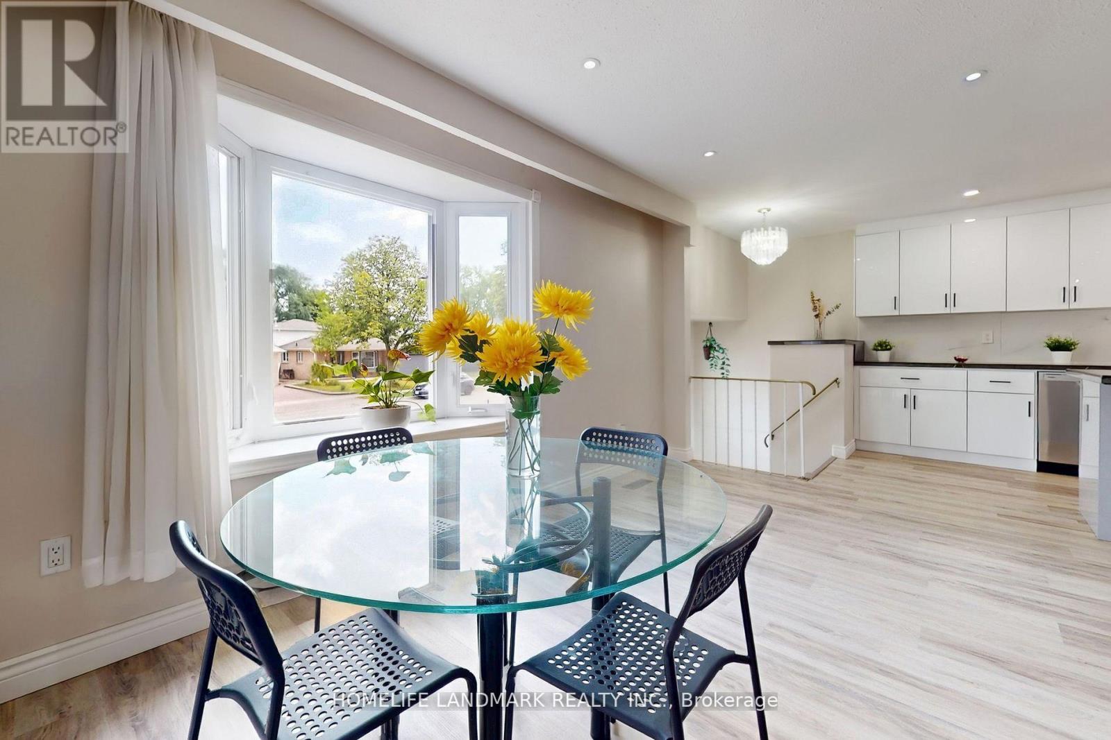 2203 Council Ring Road, Mississauga, Ontario  L5L 1B6 - Photo 5 - W12857470