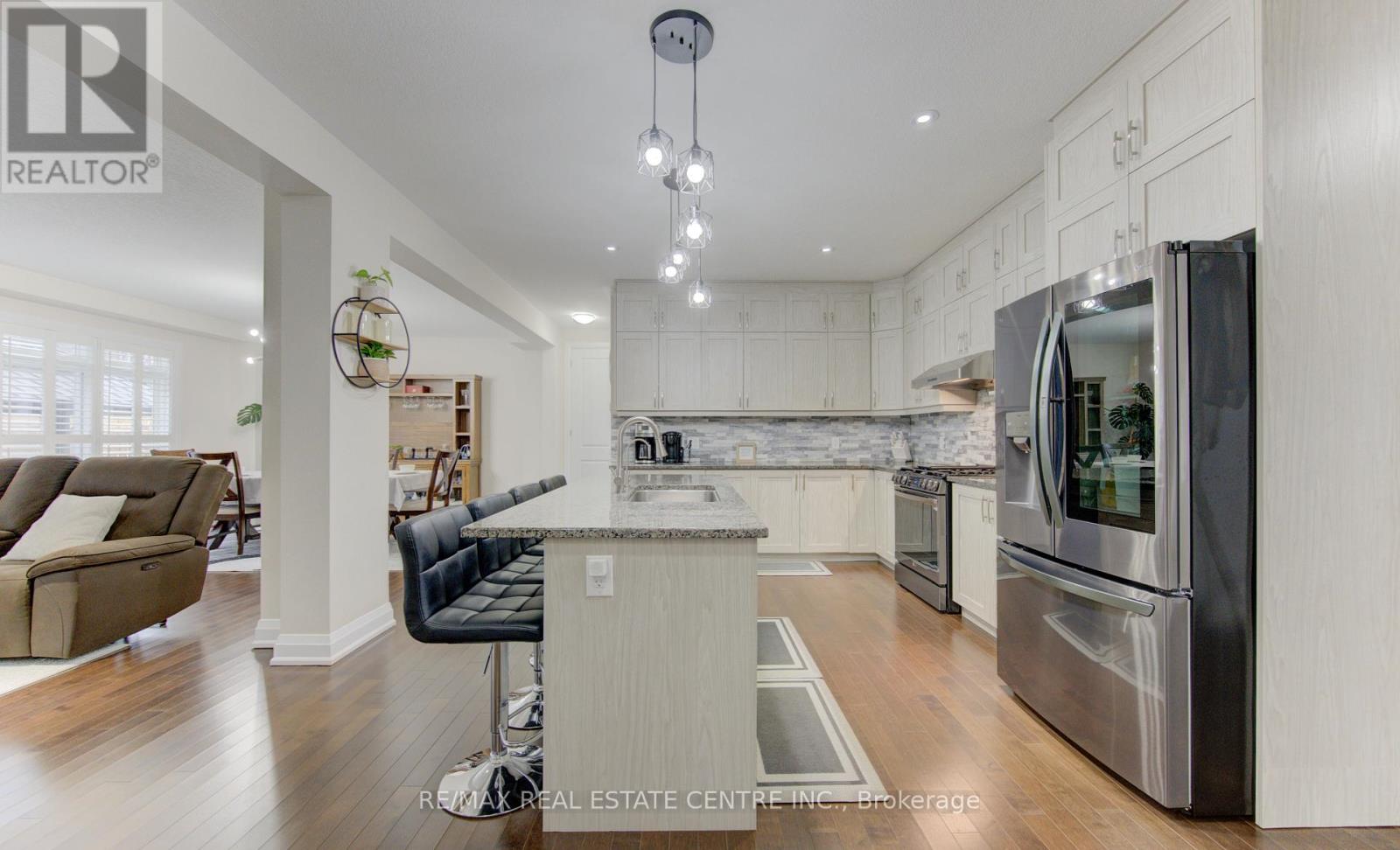 285 Sedgewood Street, Kitchener, Ontario  N2P 0G6 - Photo 11 - X12857452