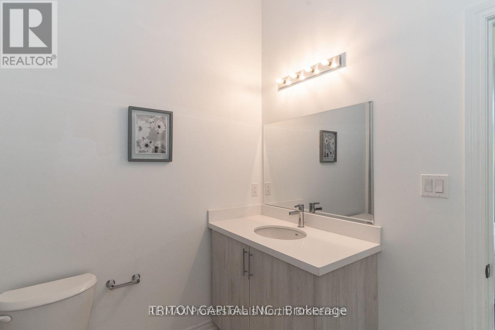 17 Turnberry Court, Bracebridge, Ontario  P1L 0N5 - Photo 17 - X12857454