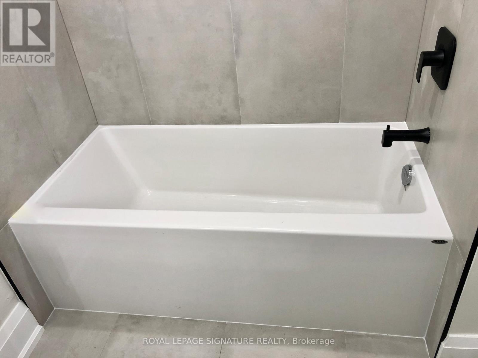 1 - 218 Wheeler Avenue, Toronto, Ontario  M4L 1V5 - Photo 28 - E12836412