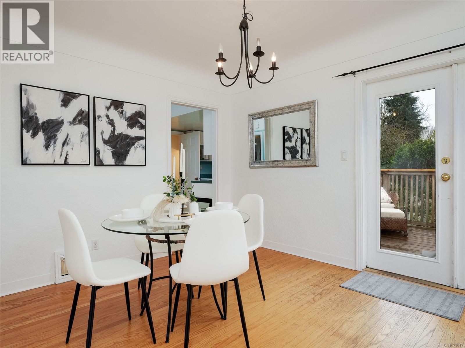 2659 Cadboro Bay Rd, Oak Bay, British Columbia  V8R 5J6 - Photo 11 - 1023012