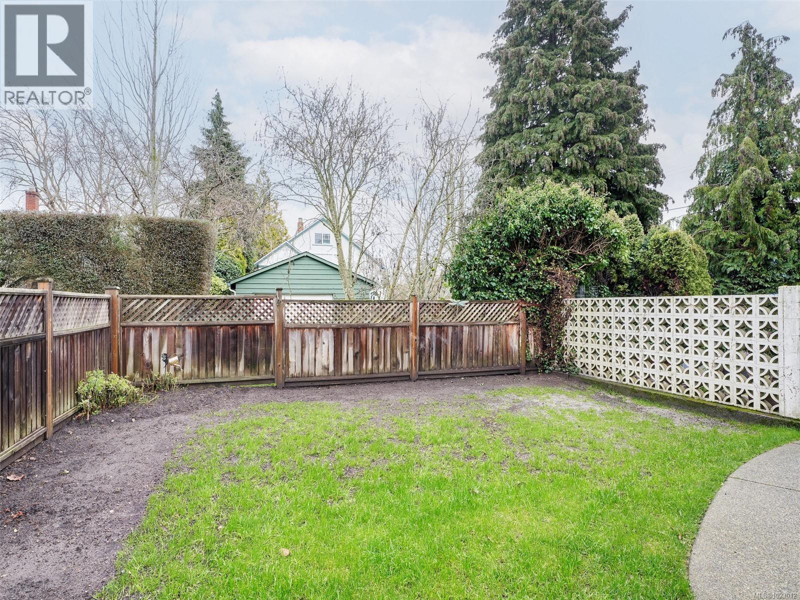 2659 Cadboro Bay Rd, Oak Bay, British Columbia  V8R 5J6 - Photo 21 - 1023012