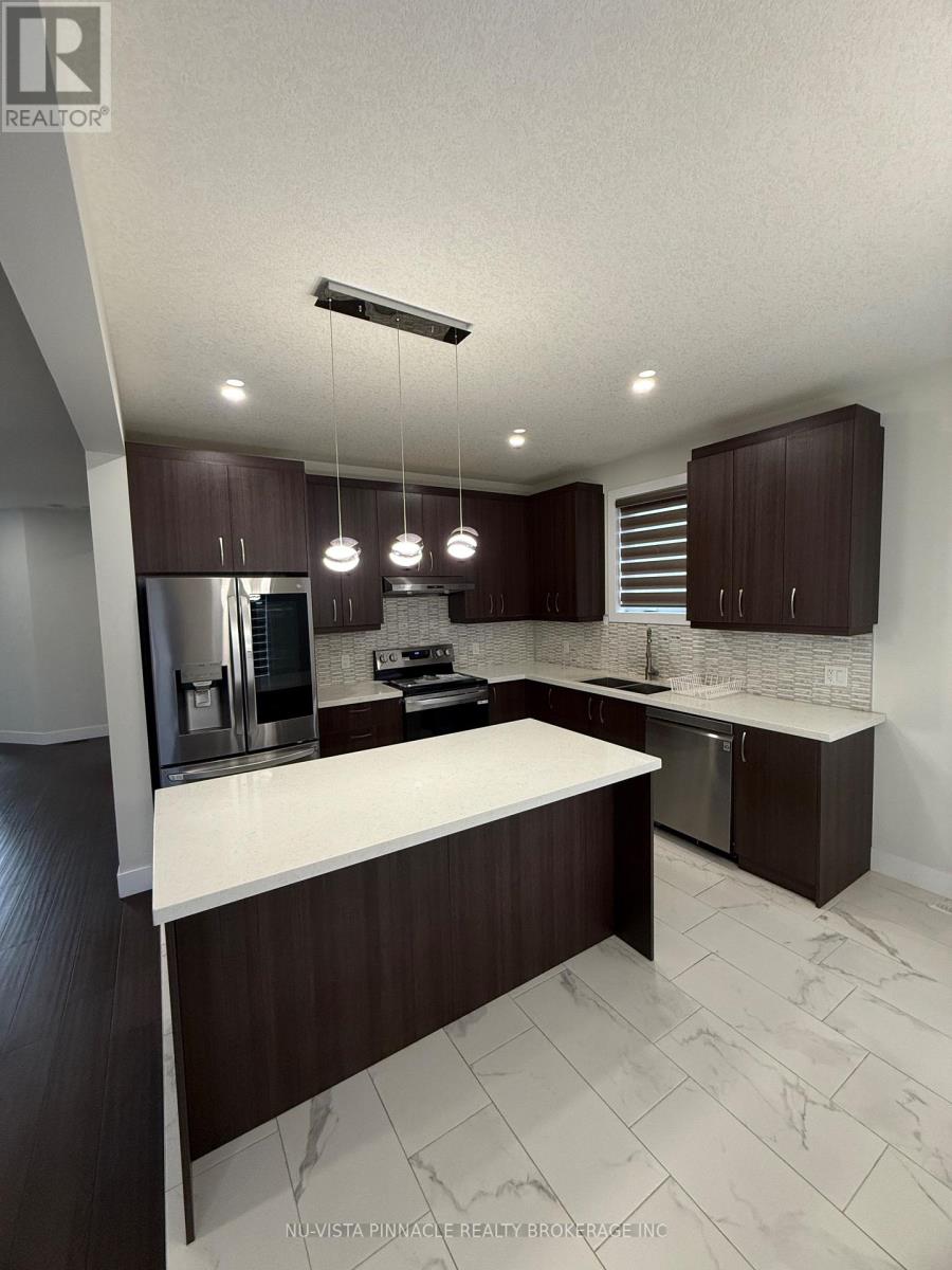 2985 Petty Rd. (Upper Level), London South, Ontario  N6L 0H1 - Photo 13 - X12857496