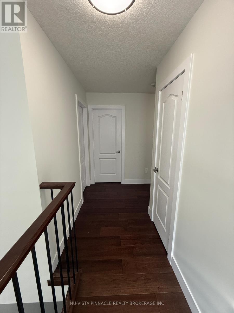 2985 Petty Rd. (Upper Level), London South, Ontario  N6L 0H1 - Photo 16 - X12857496