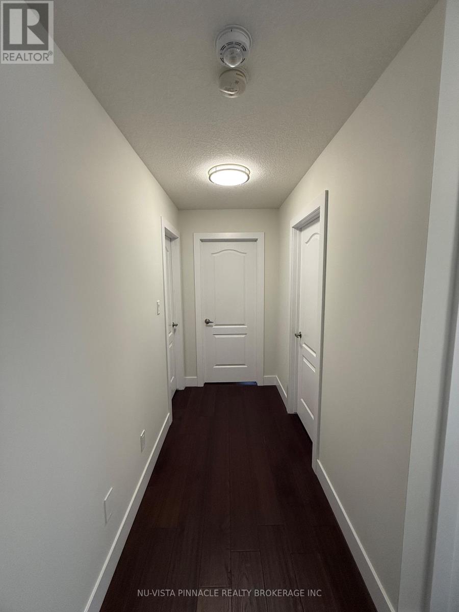 2985 Petty Rd. (Upper Level), London South, Ontario  N6L 0H1 - Photo 17 - X12857496