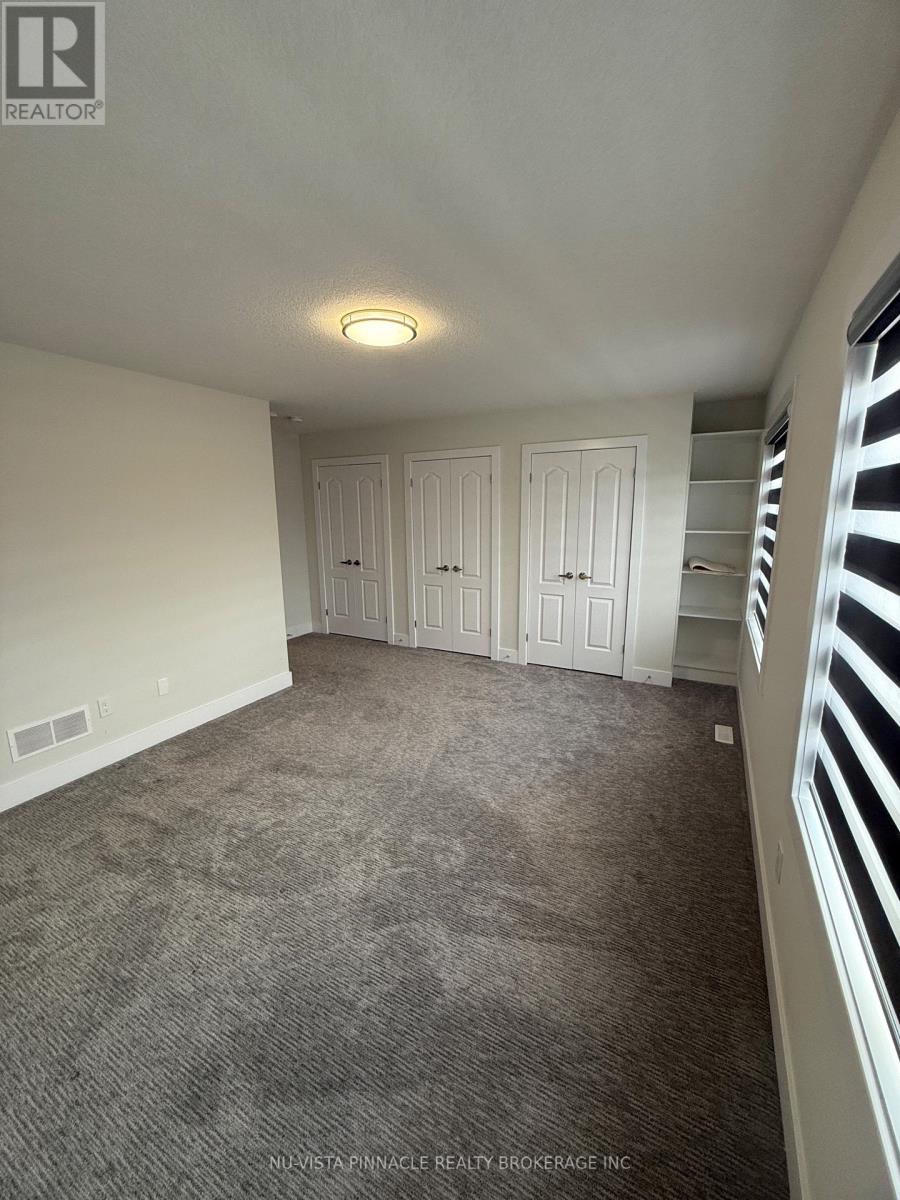 2985 Petty Rd. (Upper Level), London South, Ontario  N6L 0H1 - Photo 18 - X12857496