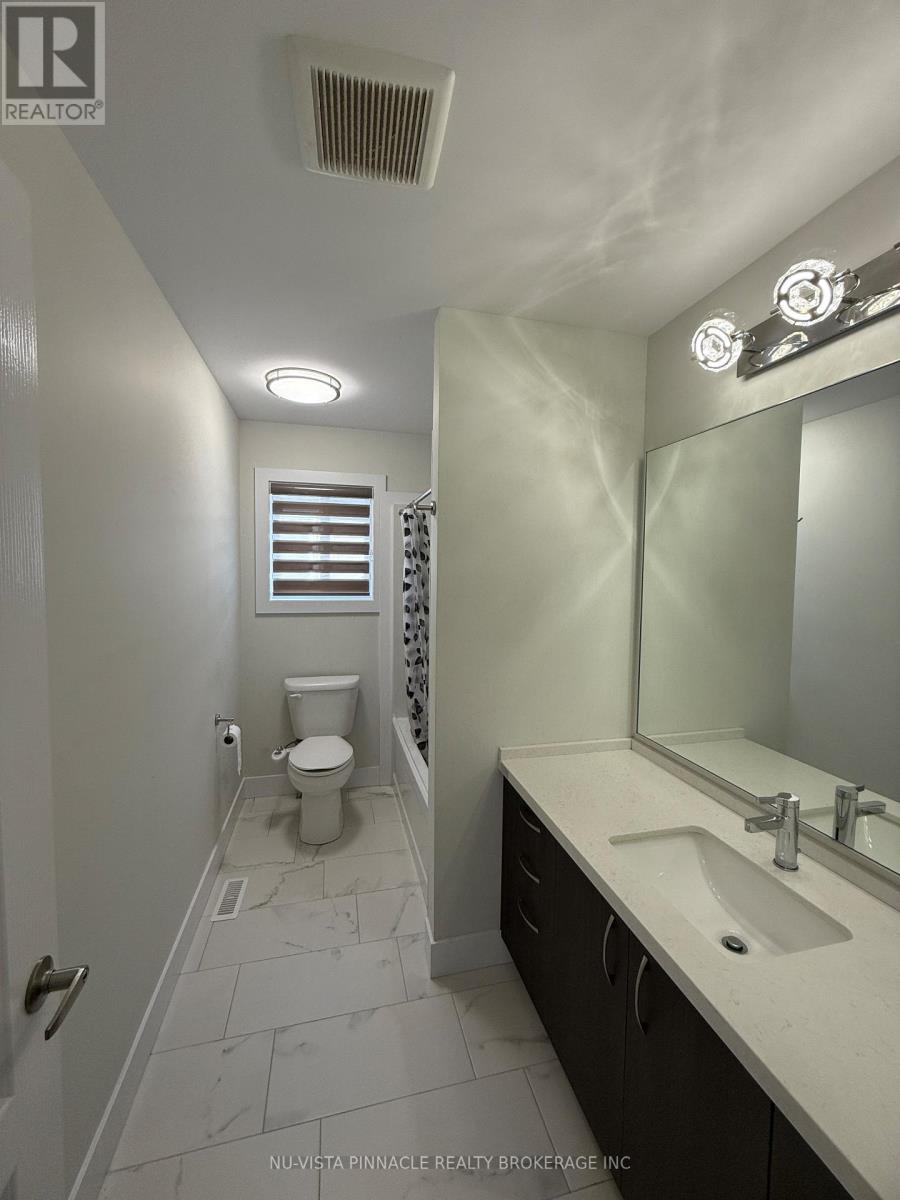 2985 Petty Rd. (Upper Level), London South, Ontario  N6L 0H1 - Photo 23 - X12857496