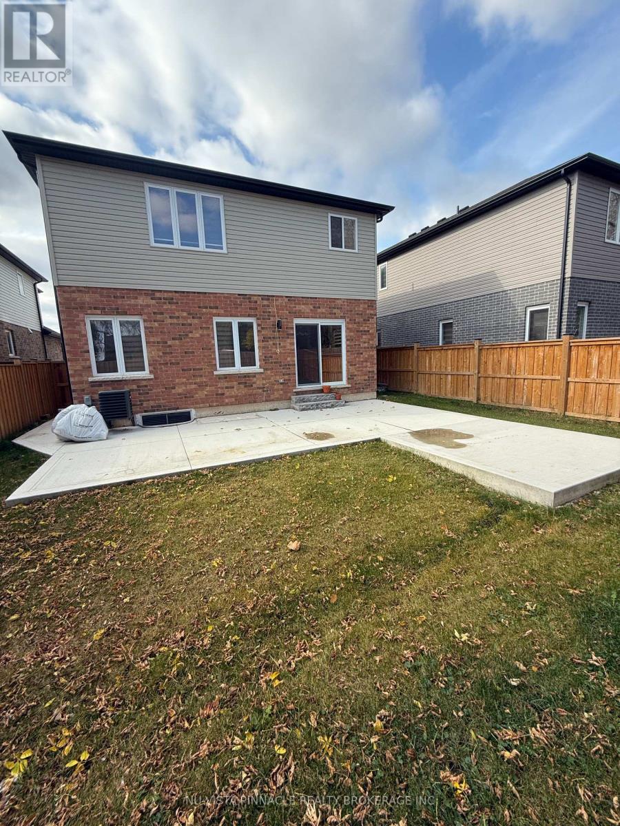 2985 Petty Rd. (Upper Level), London South, Ontario  N6L 0H1 - Photo 31 - X12857496