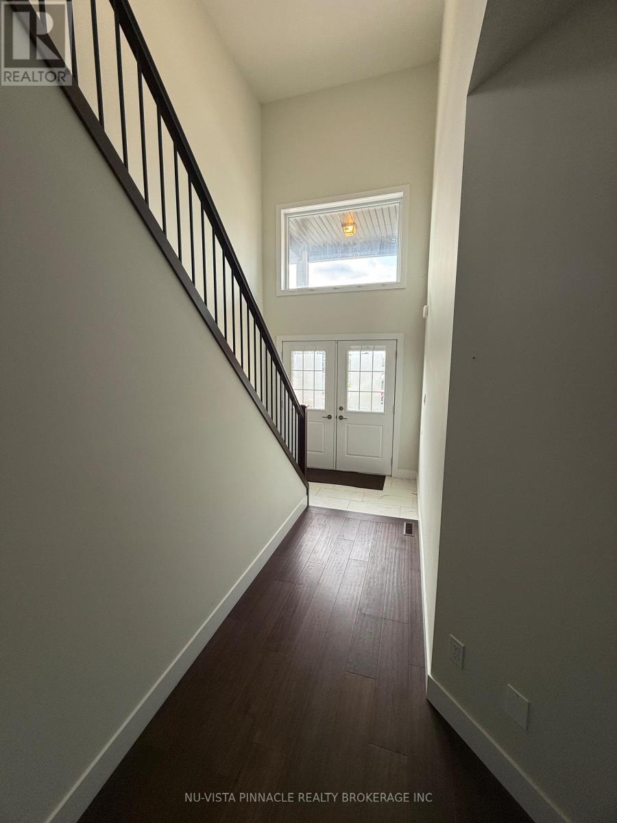 2985 Petty Rd. (Upper Level), London South, Ontario  N6L 0H1 - Photo 6 - X12857496