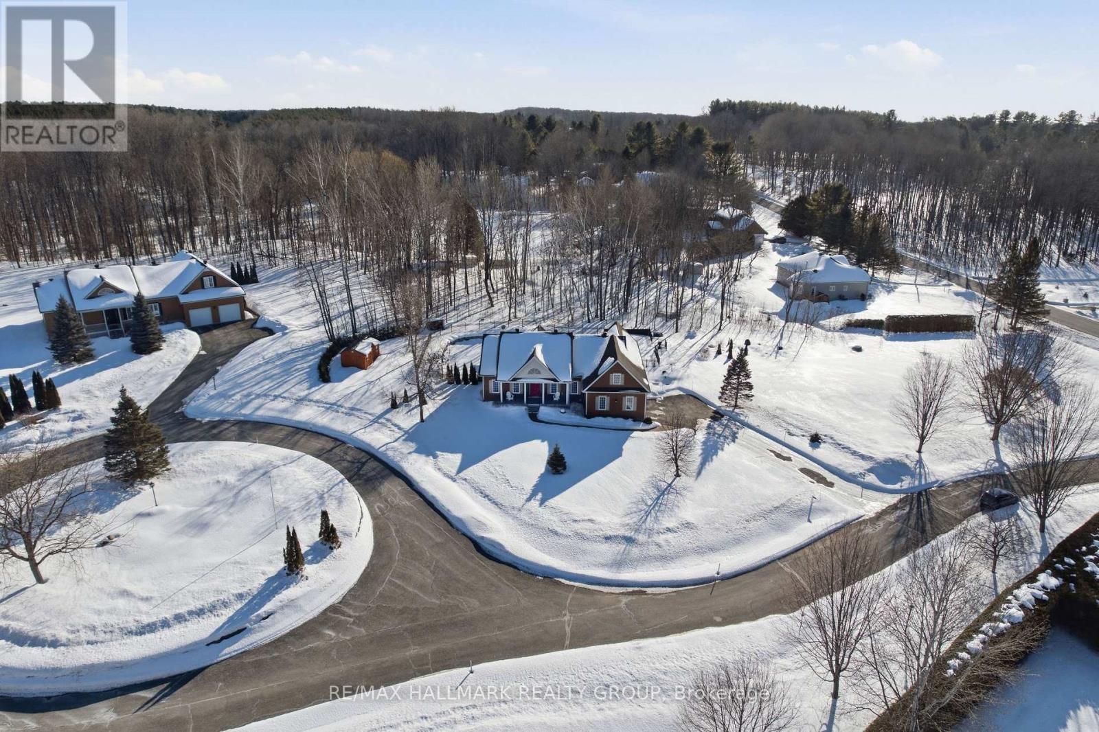 24 RADSTOCK LANE, champlain, Ontario