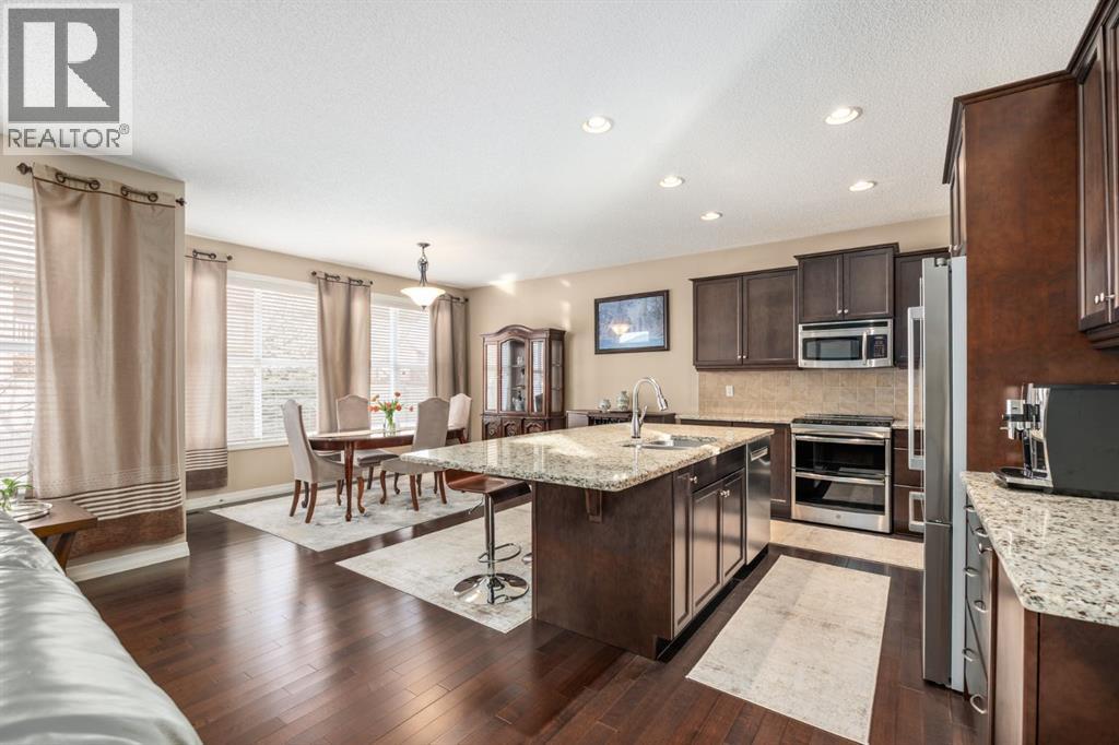 596 Everbrook Way Sw, Calgary, Alberta  T2Y 0E7 - Photo 8 - A2291228