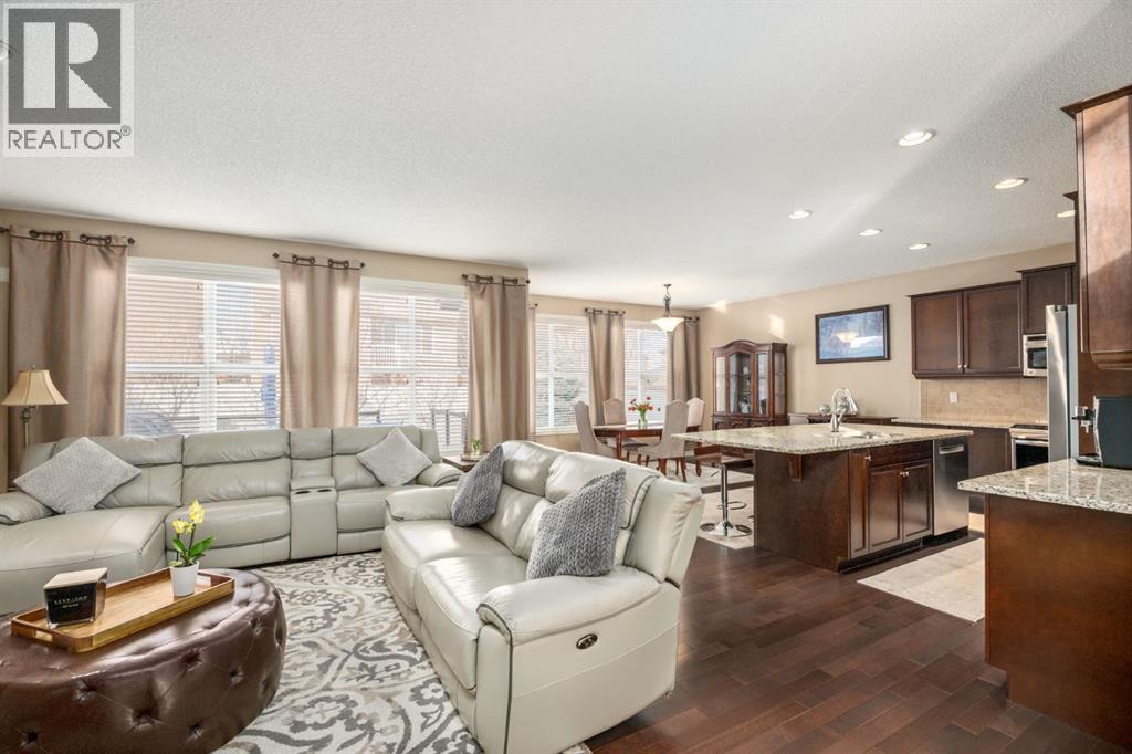 596 Everbrook Way Sw, Calgary, Alberta  T2Y 0E7 - Photo 7 - A2291228