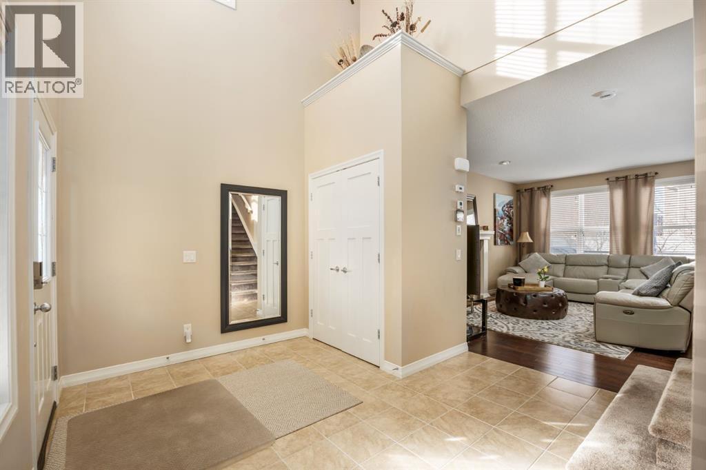 596 Everbrook Way Sw, Calgary, Alberta  T2Y 0E7 - Photo 3 - A2291228