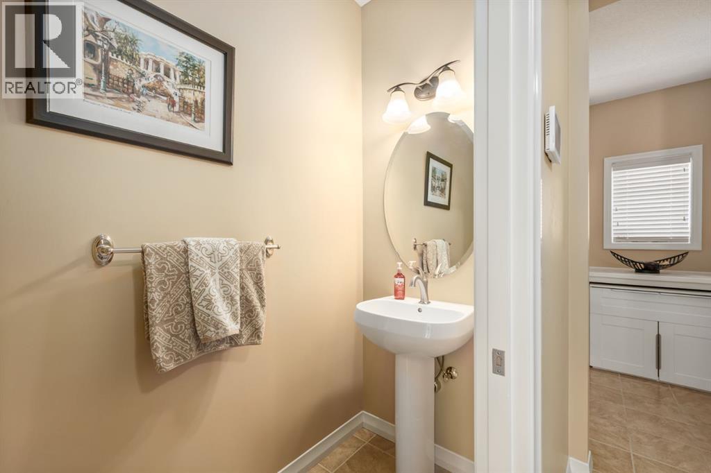 596 Everbrook Way Sw, Calgary, Alberta  T2Y 0E7 - Photo 18 - A2291228