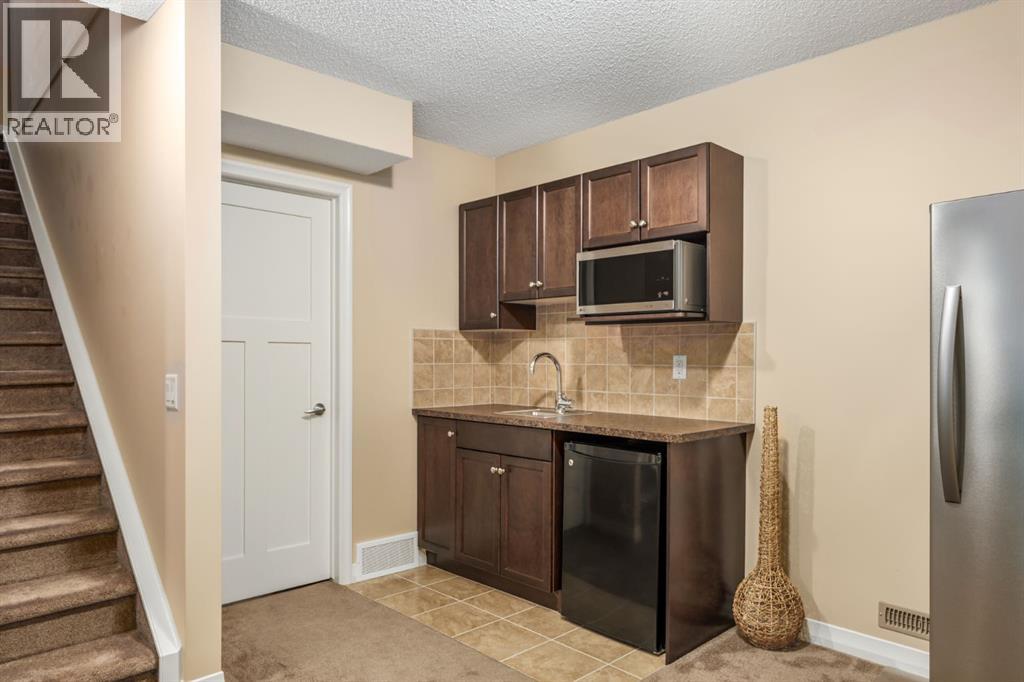 596 Everbrook Way Sw, Calgary, Alberta  T2Y 0E7 - Photo 35 - A2291228