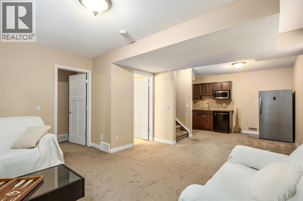 596 Everbrook Way Sw, Calgary, Alberta  T2Y 0E7 - Photo 34 - A2291228