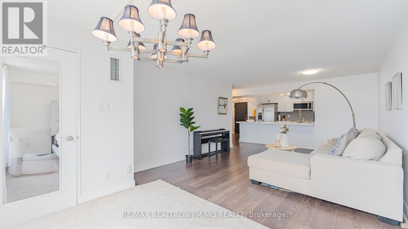 1101 - 330 Mccowan Road, Toronto, Ontario  M1J 3N3 - Photo 18 - E12857480