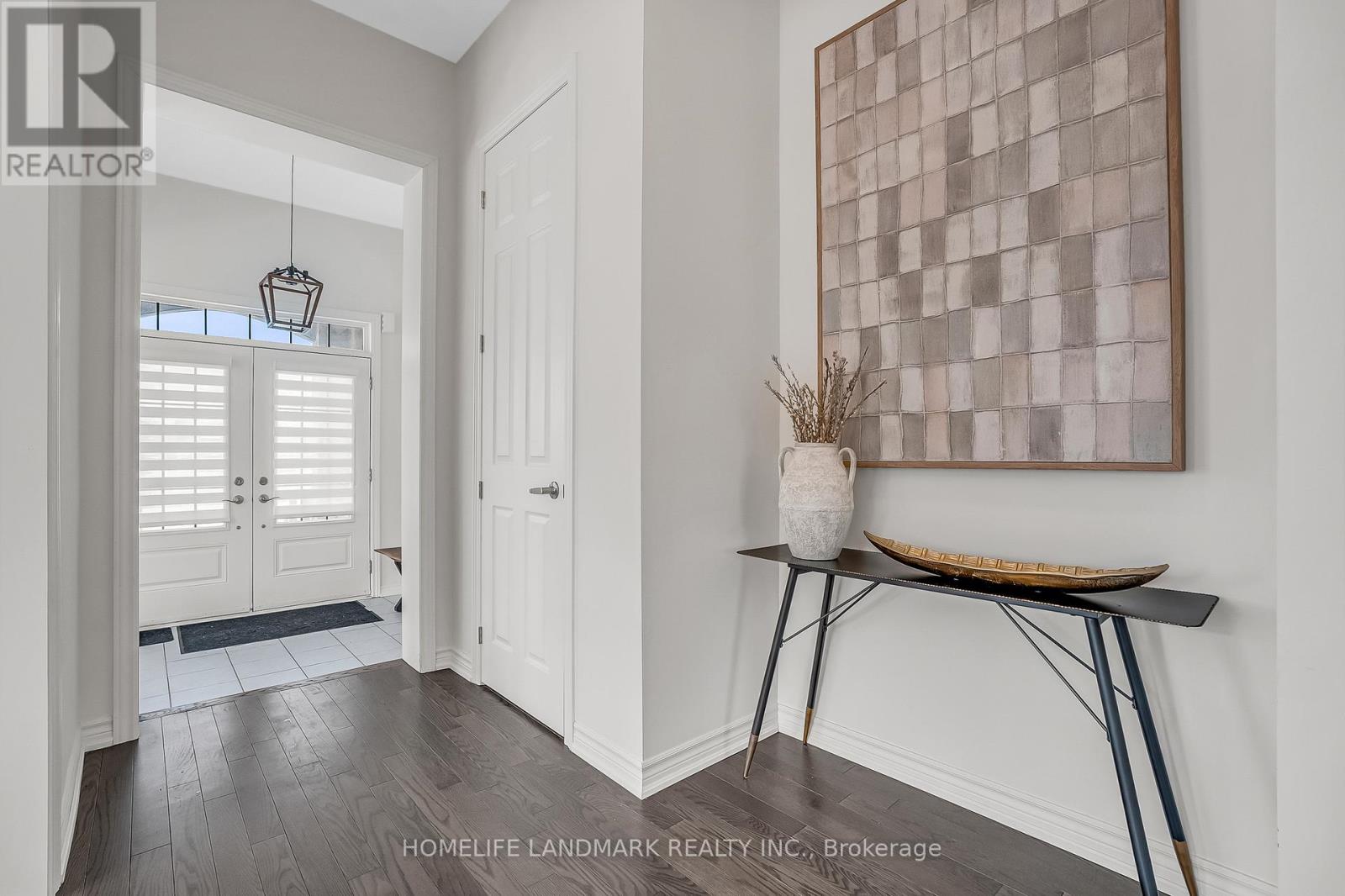 329 Danny Wheeler Boulevard, Georgina, Ontario  L4P 0K1 - Photo 3 - N12857488