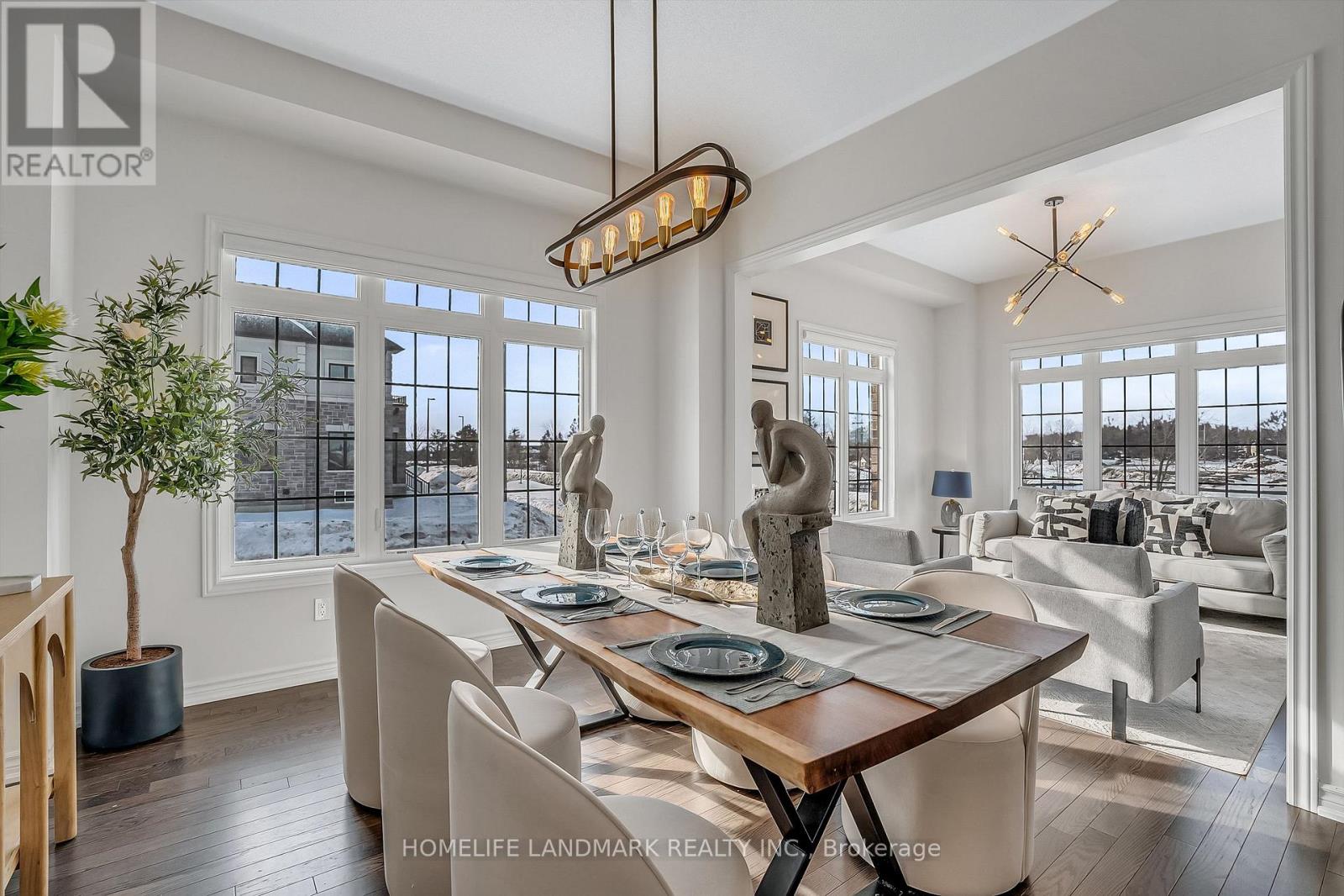 329 Danny Wheeler Boulevard, Georgina, Ontario  L4P 0K1 - Photo 6 - N12857488