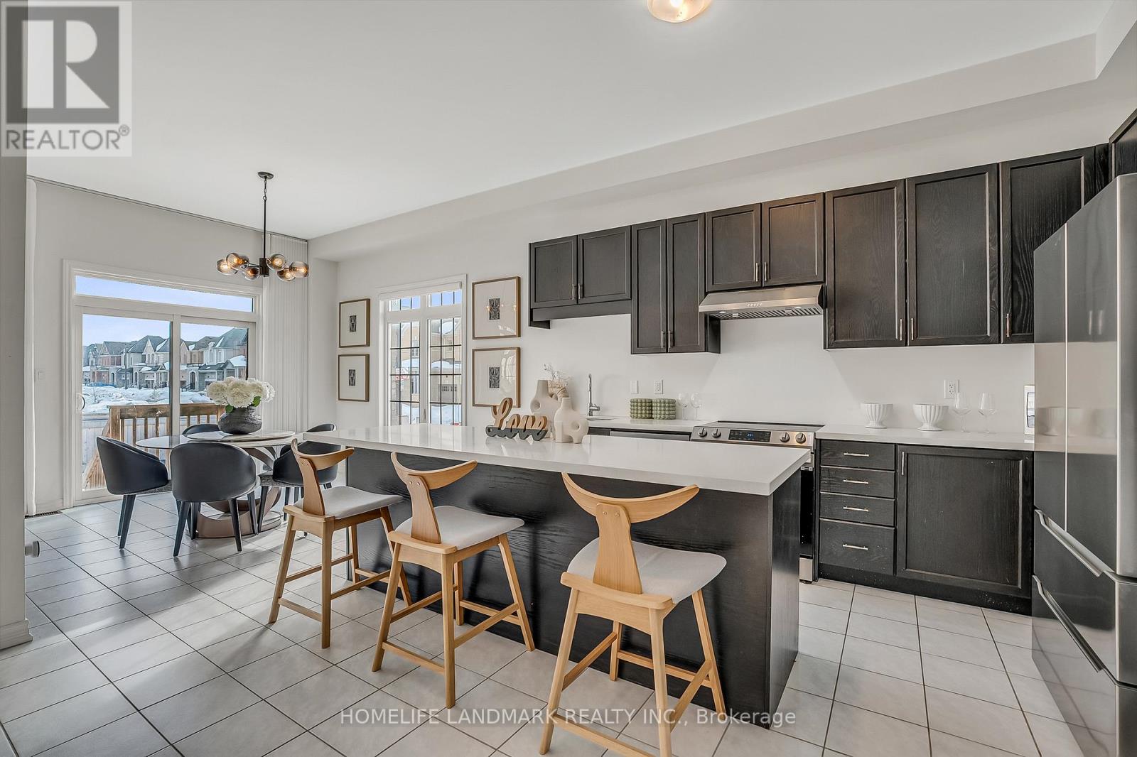 329 Danny Wheeler Boulevard, Georgina, Ontario  L4P 0K1 - Photo 7 - N12857488