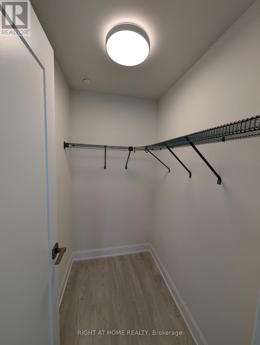 501 - 18 Water Walk Drive, Markham, Ontario  L3R 6L5 - Photo 8 - N12857494