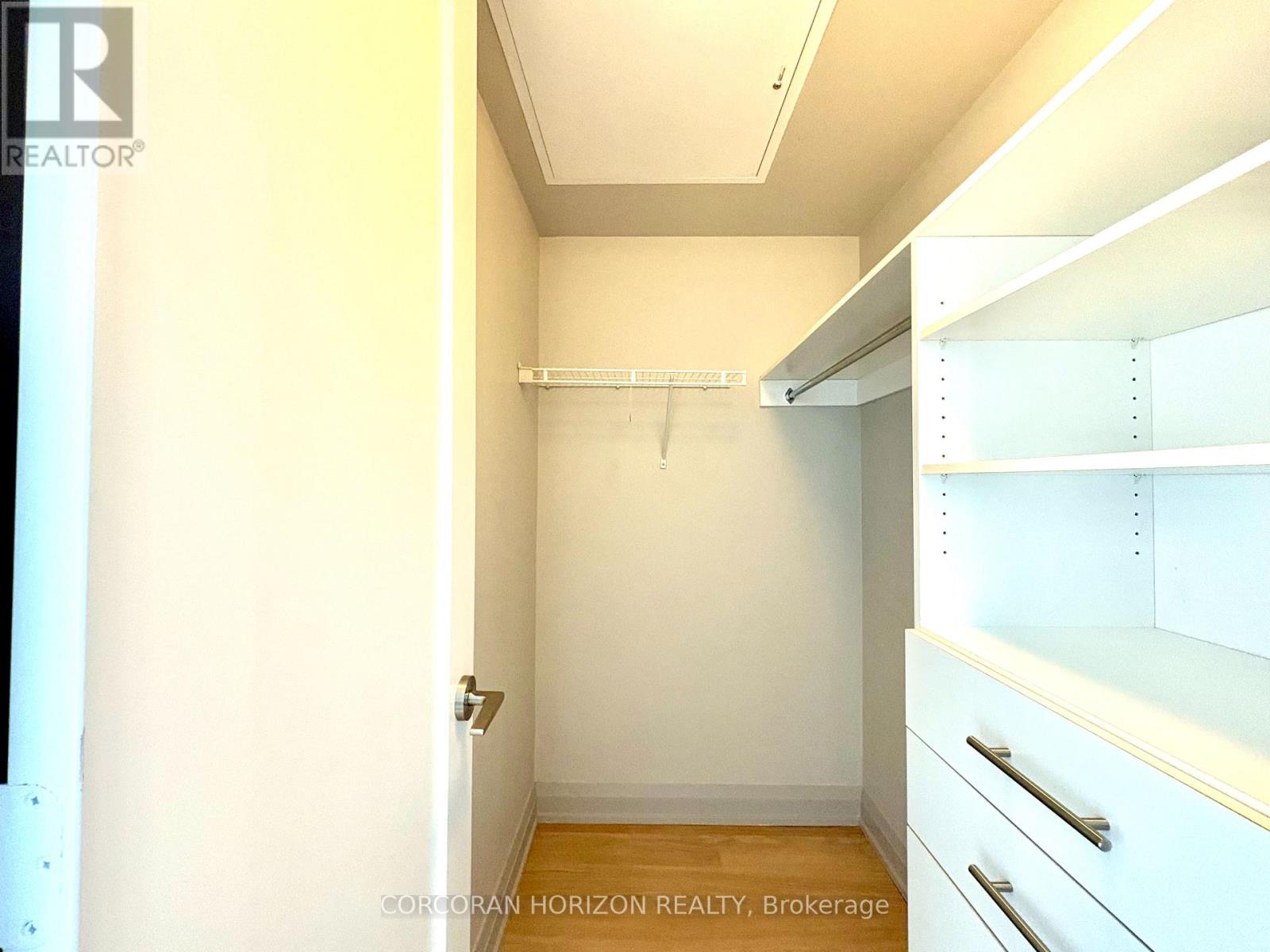 1611 - 2 Anndale Drive, Toronto, Ontario  M2N 0G5 - Photo 13 - C12853648