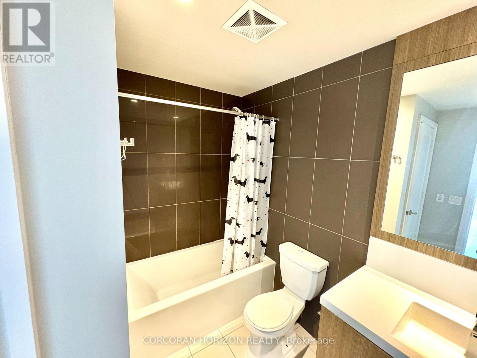 1611 - 2 Anndale Drive, Toronto, Ontario  M2N 0G5 - Photo 12 - C12853648