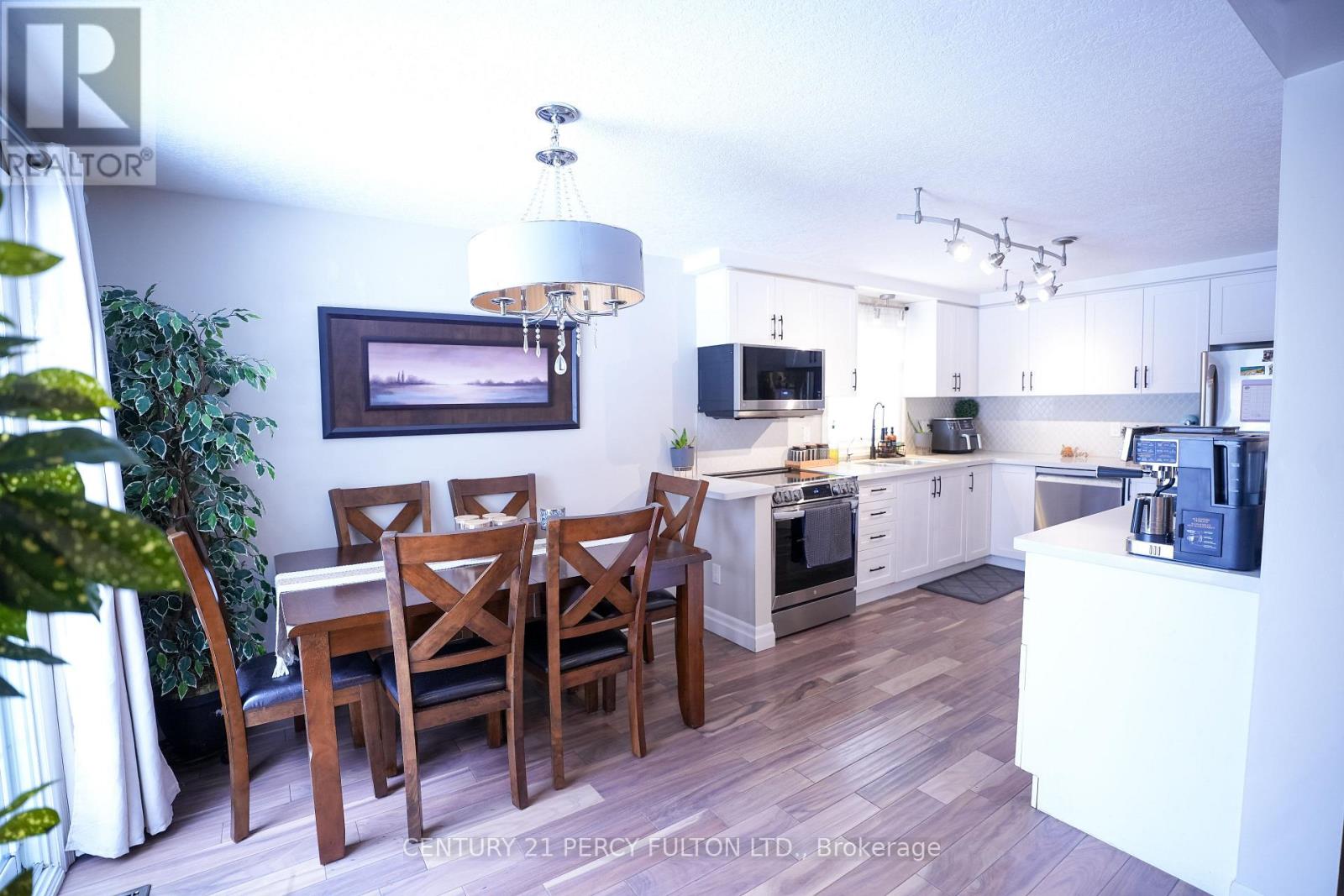 333 Rosette Drive, Waterloo, Ontario  N2K 3W7 - Photo 6 - X12857472