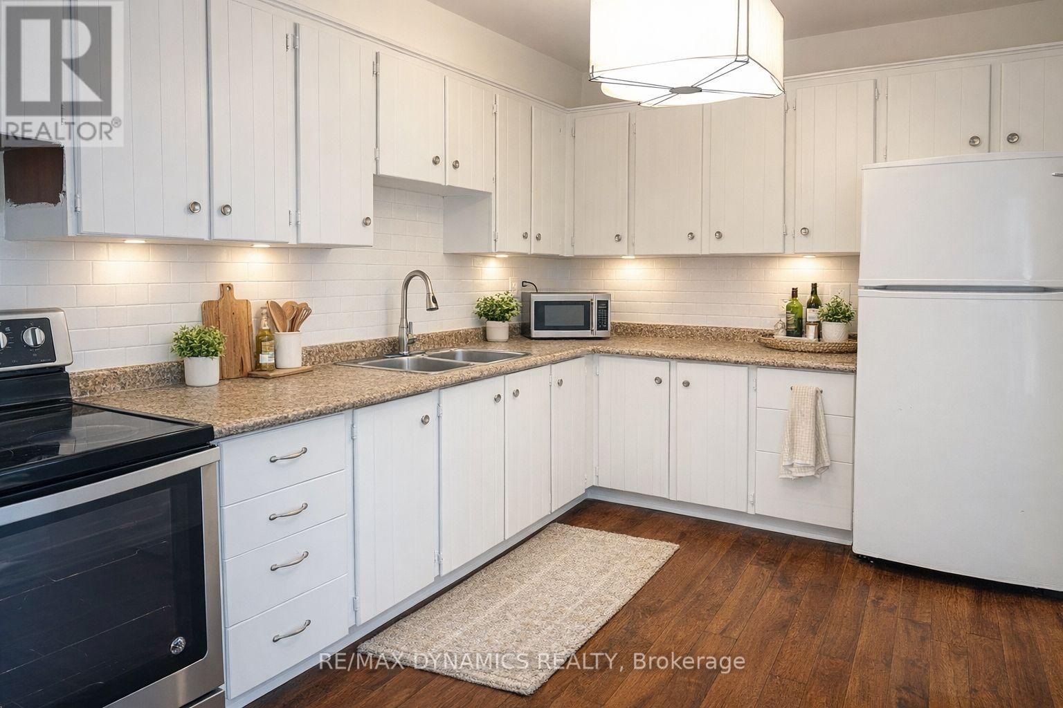 604 - 4064 Lawrence Avenue E, Toronto, Ontario  M1E 4V6 - Photo 2 - E12837468