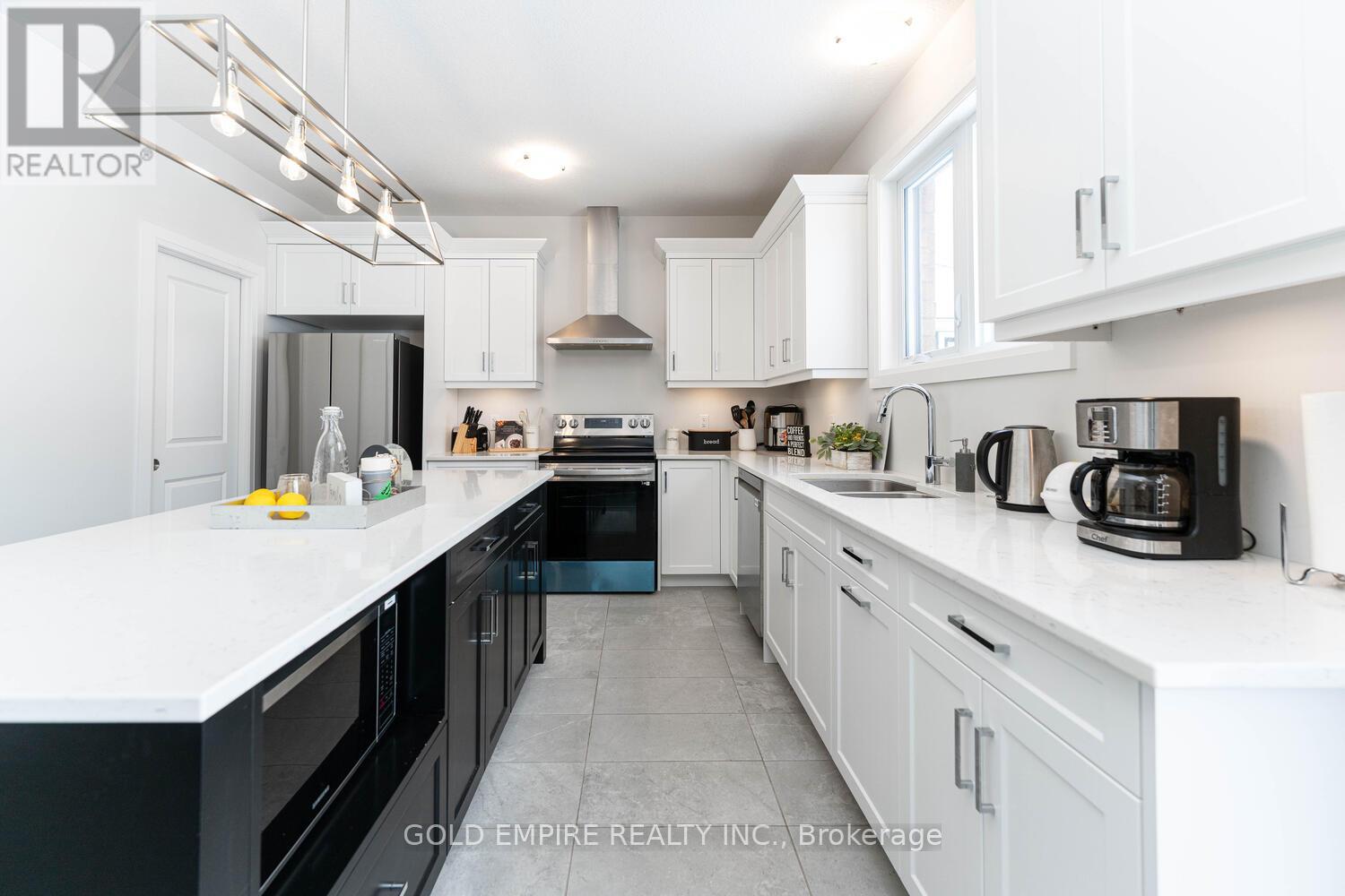 2177 Lockwood Crescent, Strathroy-Caradoc, Ontario  N0L 1W0 - Photo 14 - X12857502