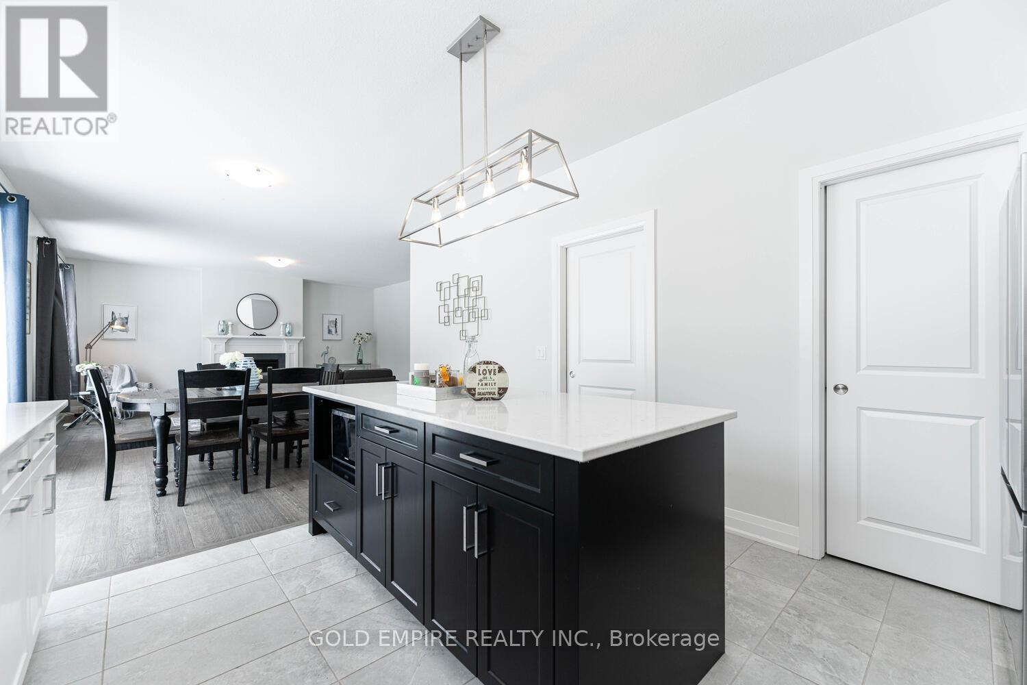 2177 Lockwood Crescent, Strathroy-Caradoc, Ontario  N0L 1W0 - Photo 16 - X12857502