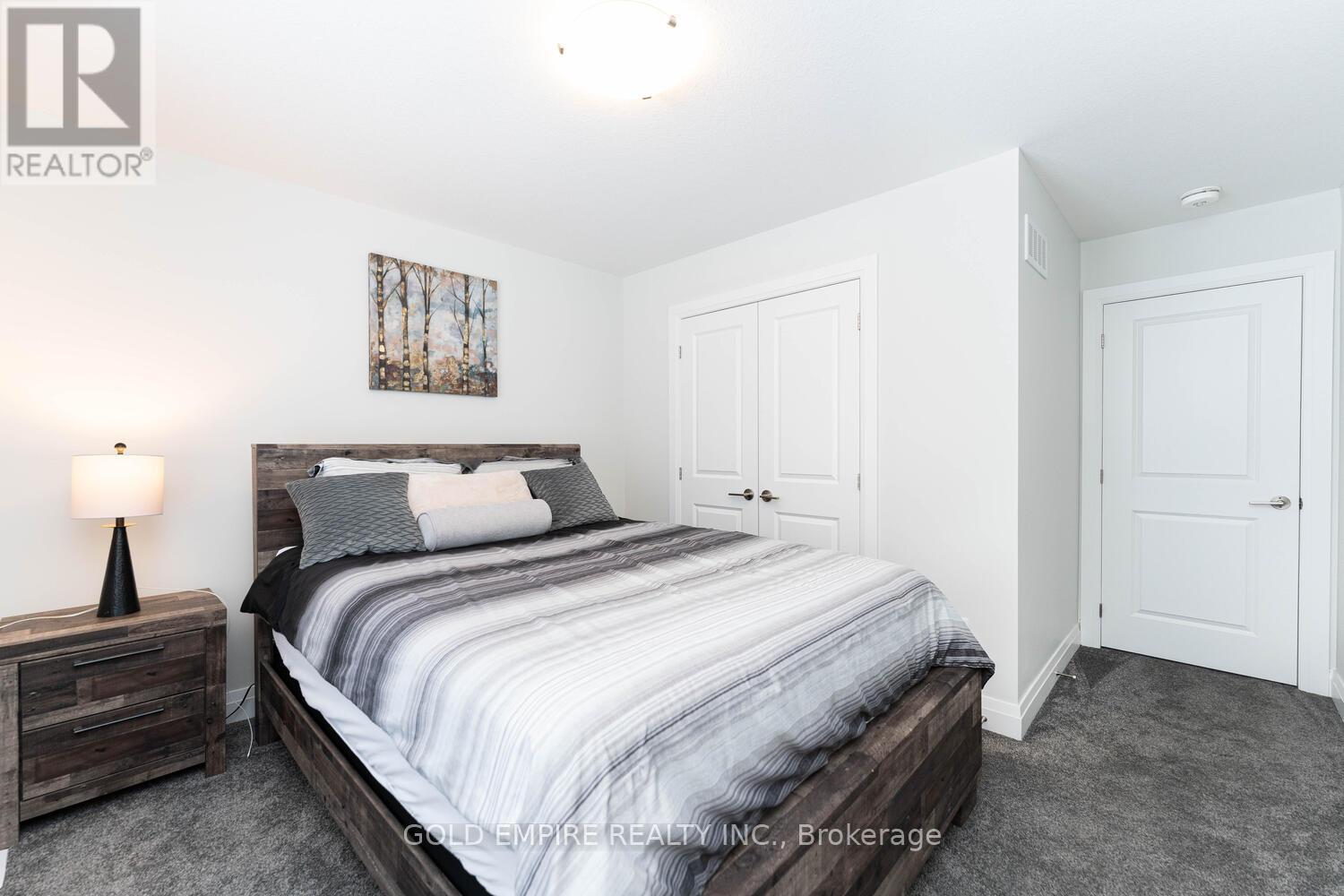 2177 Lockwood Crescent, Strathroy-Caradoc, Ontario  N0L 1W0 - Photo 23 - X12857502