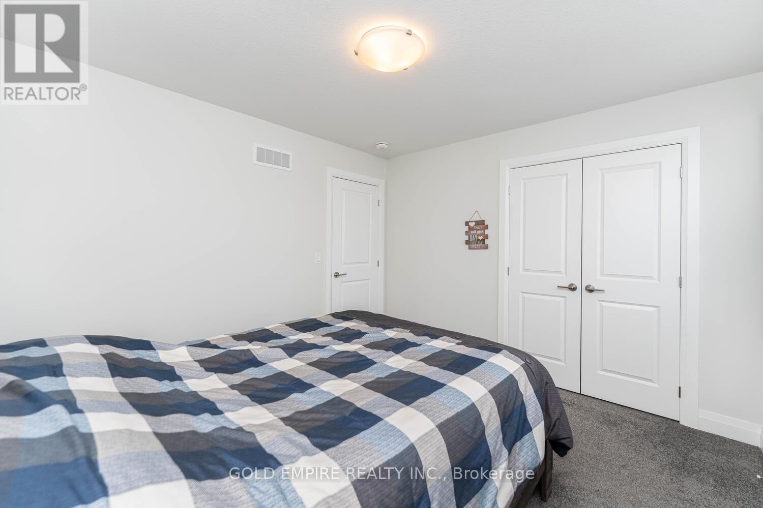 2177 Lockwood Crescent, Strathroy-Caradoc, Ontario  N0L 1W0 - Photo 36 - X12857502