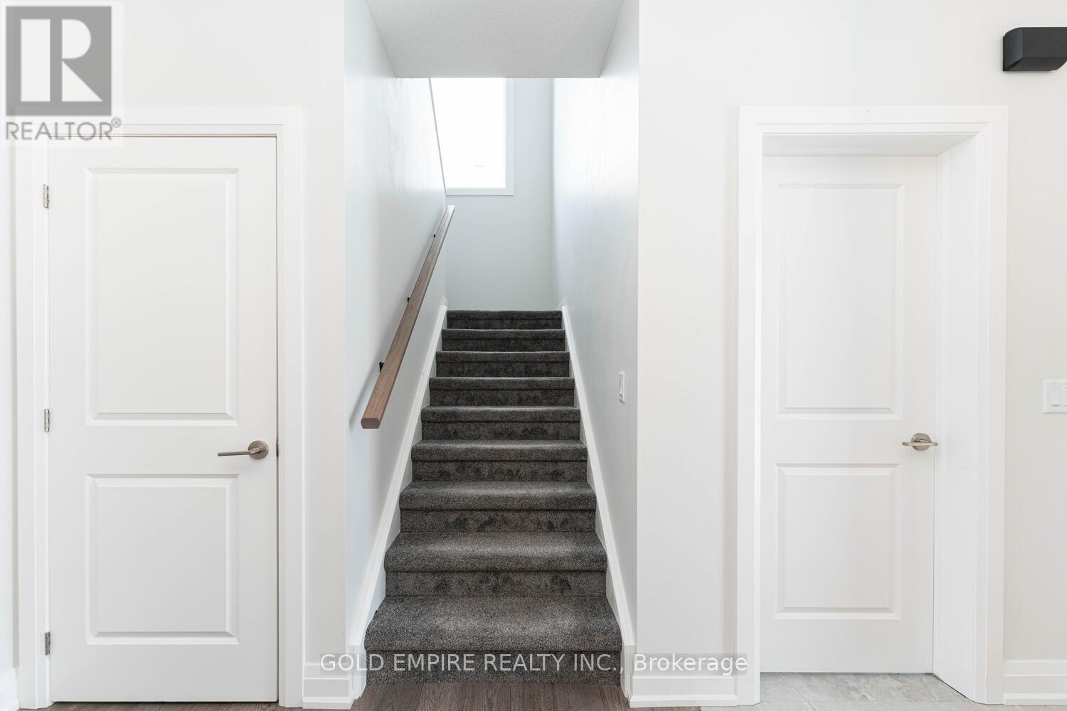 2177 Lockwood Crescent, Strathroy-Caradoc, Ontario  N0L 1W0 - Photo 6 - X12857502