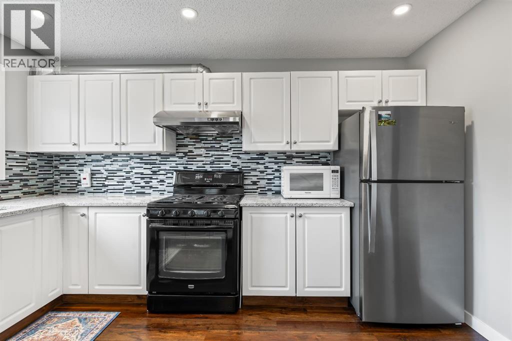 392 Templeside Circle Ne, Calgary, Alberta  T1Y 4K9 - Photo 8 - A2288989