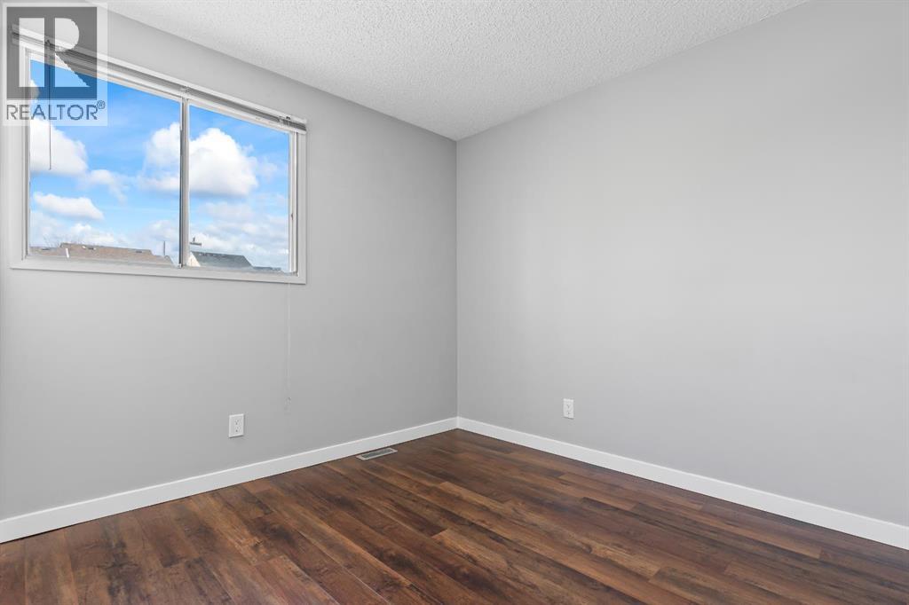 392 Templeside Circle Ne, Calgary, Alberta  T1Y 4K9 - Photo 15 - A2288989