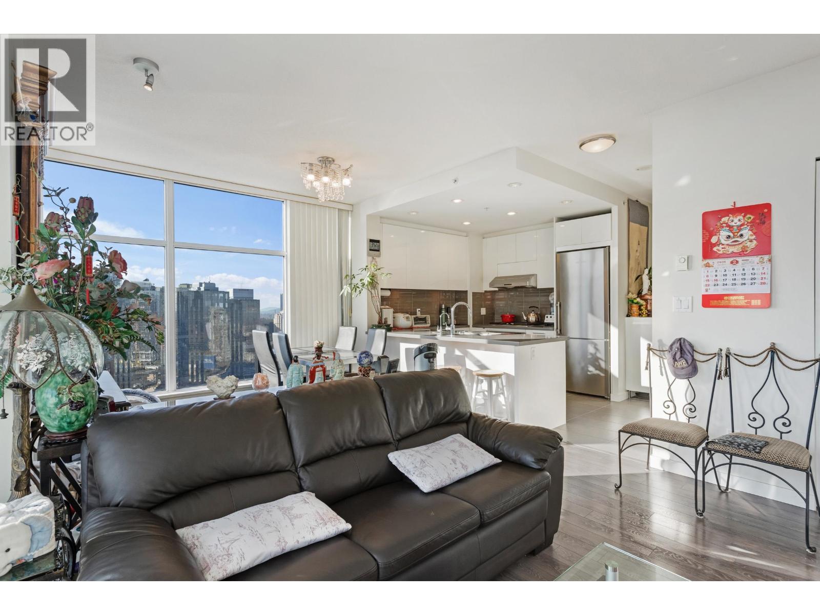 3806 4880 Bennett Street, Burnaby, British Columbia  V5H 0C1 - Photo 3 - R3096952